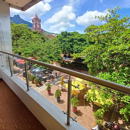 Hotel El Mirador Сан-Карлос Экстерьер фото